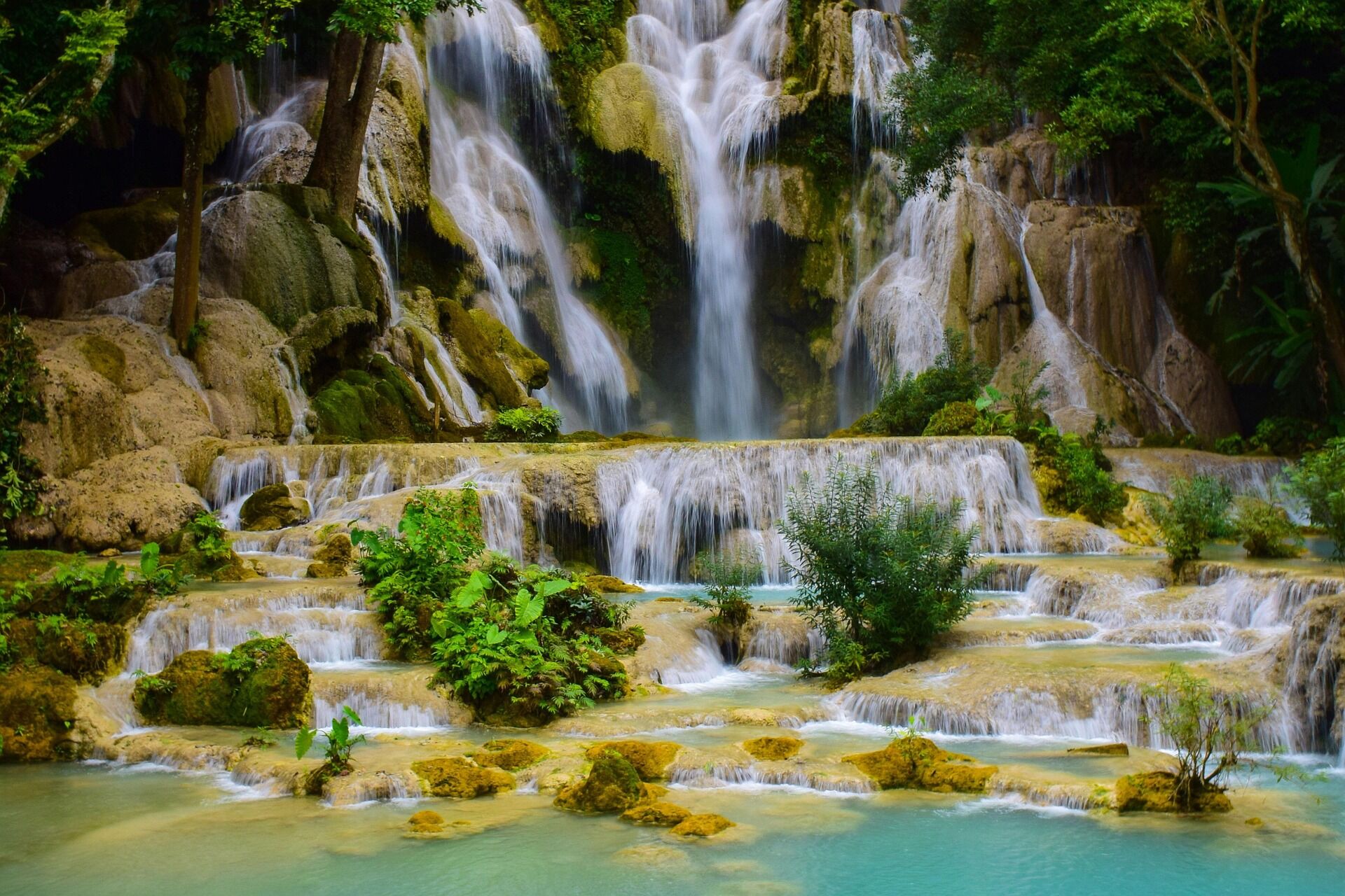 Capture the authentic charm of Luang Namtha’s lush scene